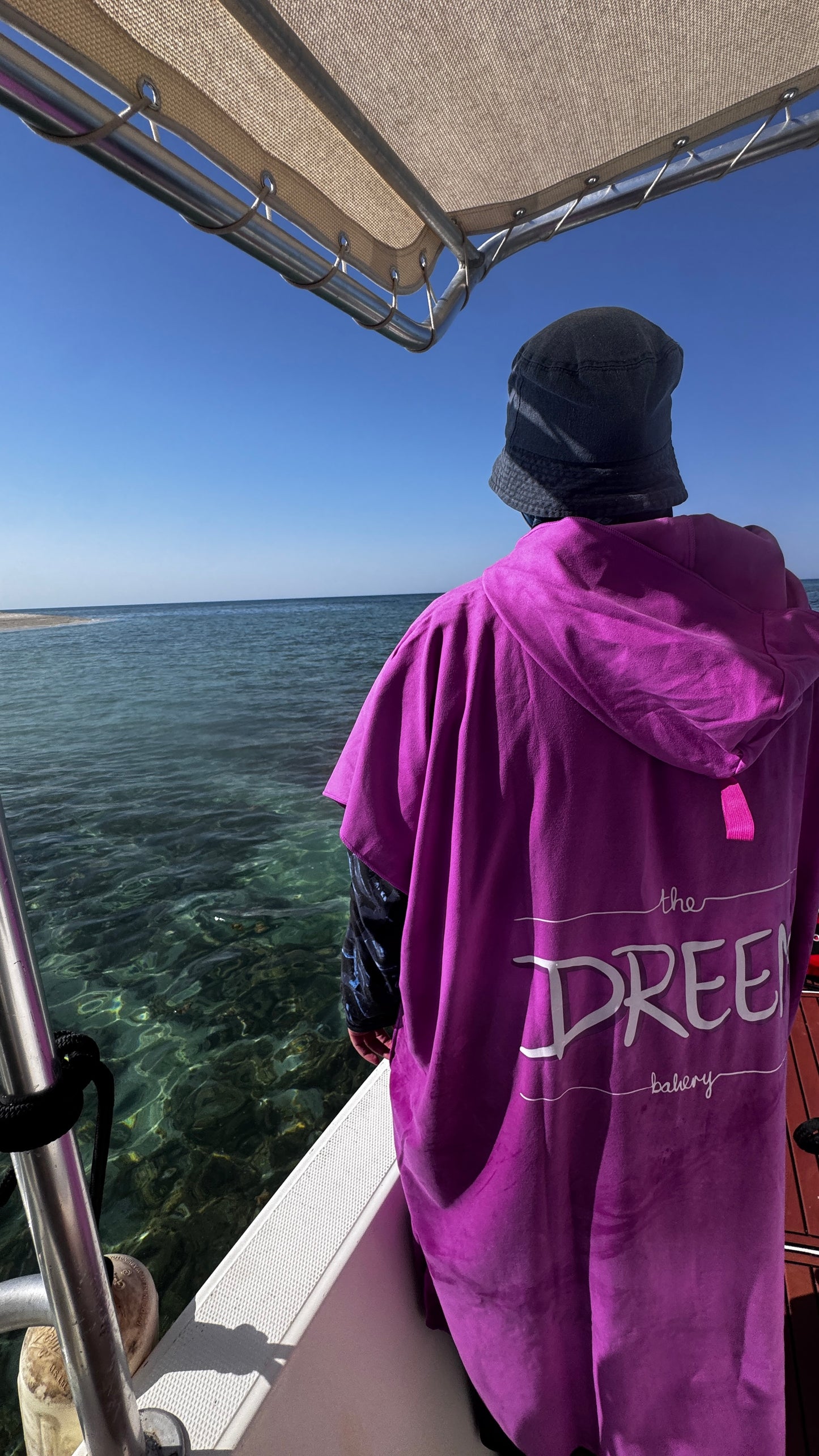 رحلة بحرية نسائية 🌊💕